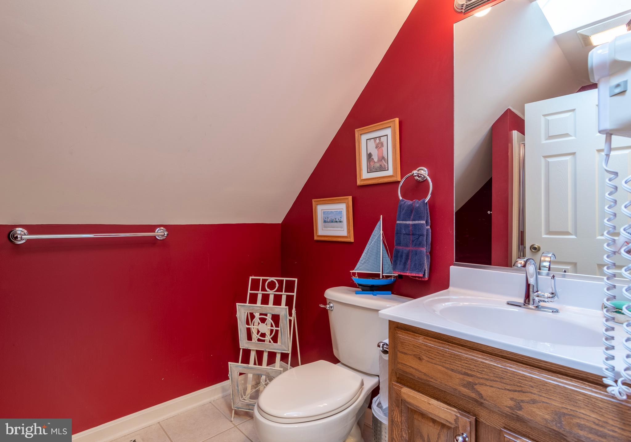 LAKE OF THE WOODS - Residential