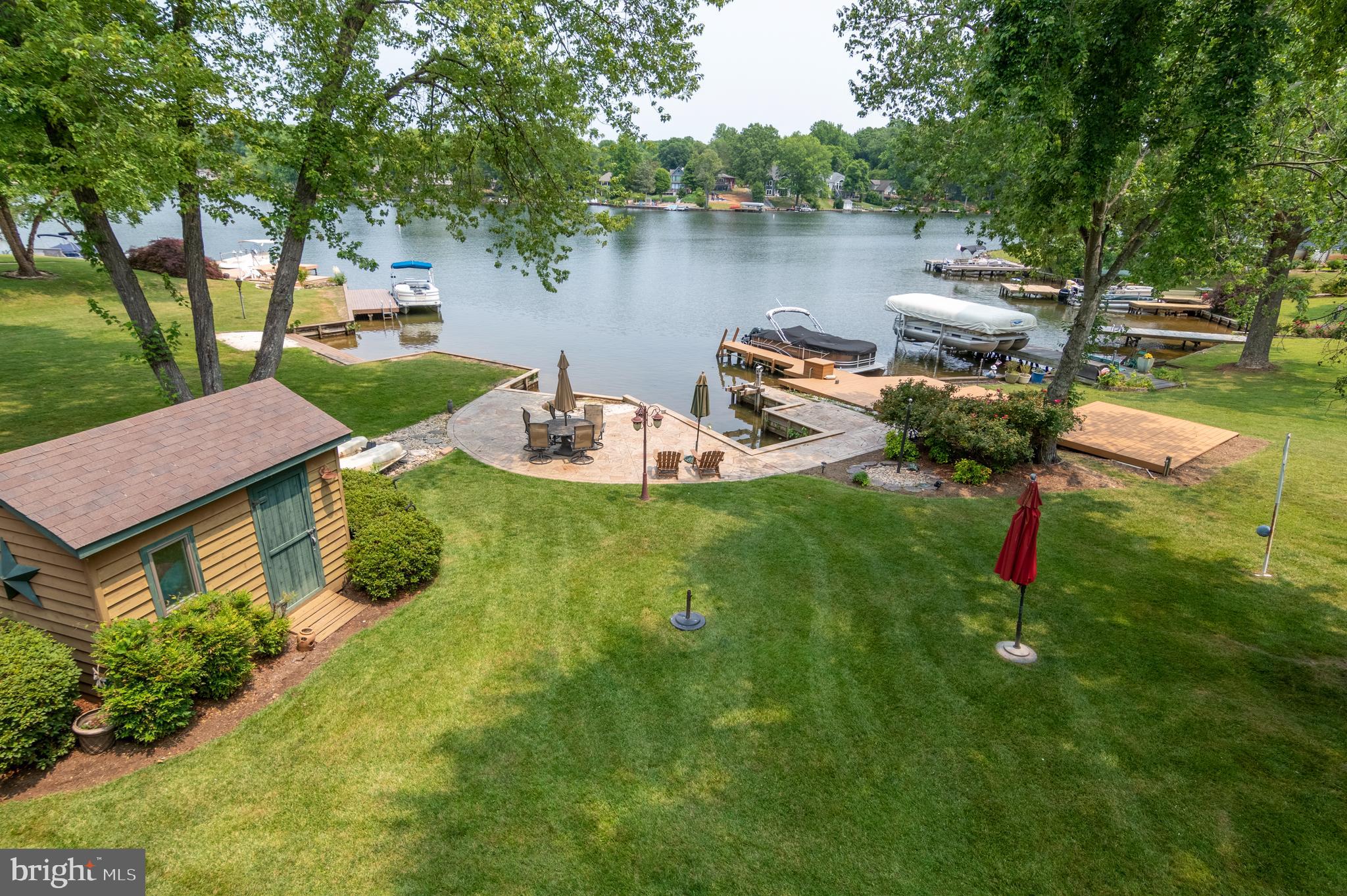 LAKE OF THE WOODS - Residential