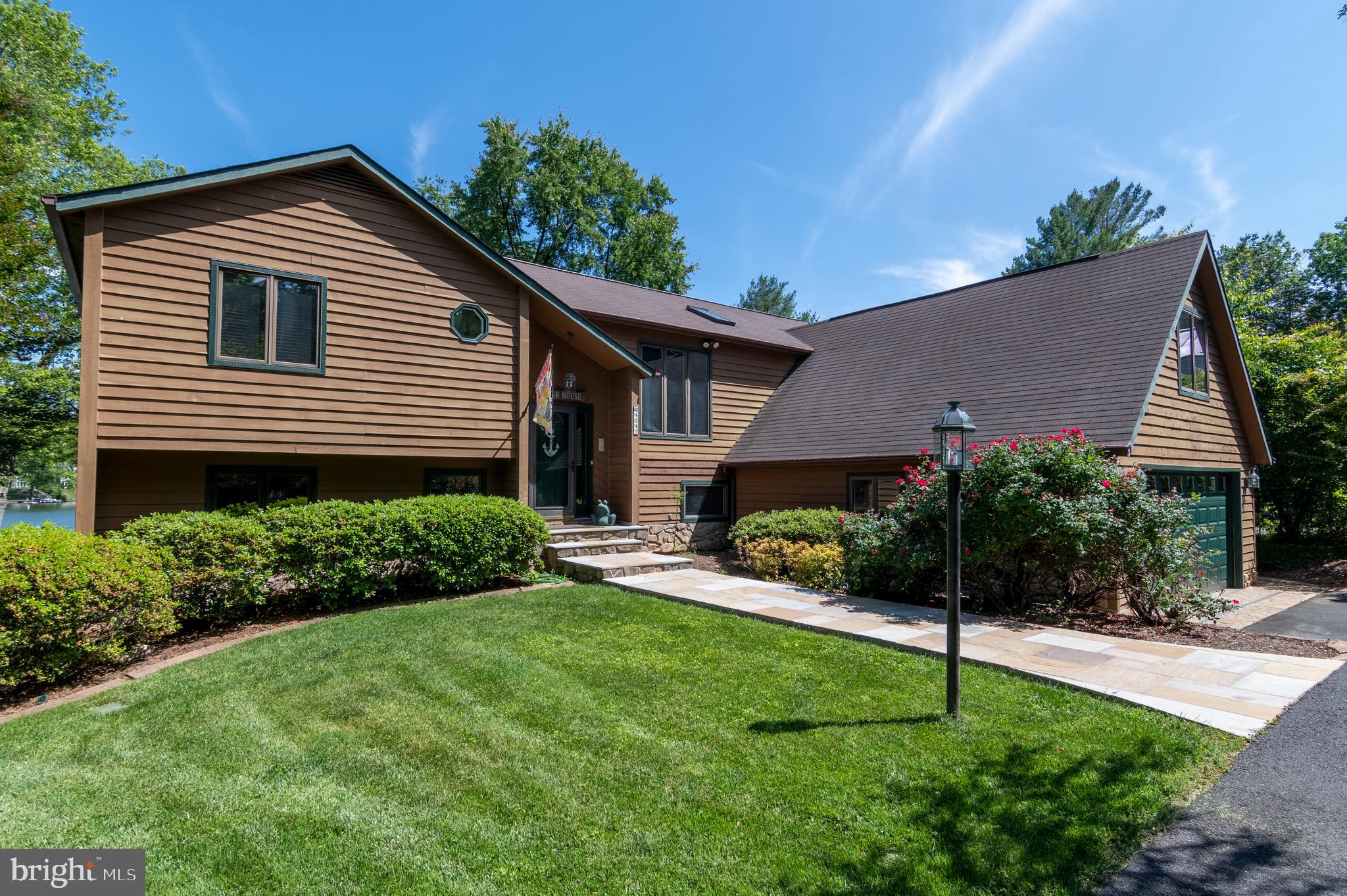 LAKE OF THE WOODS - Residential