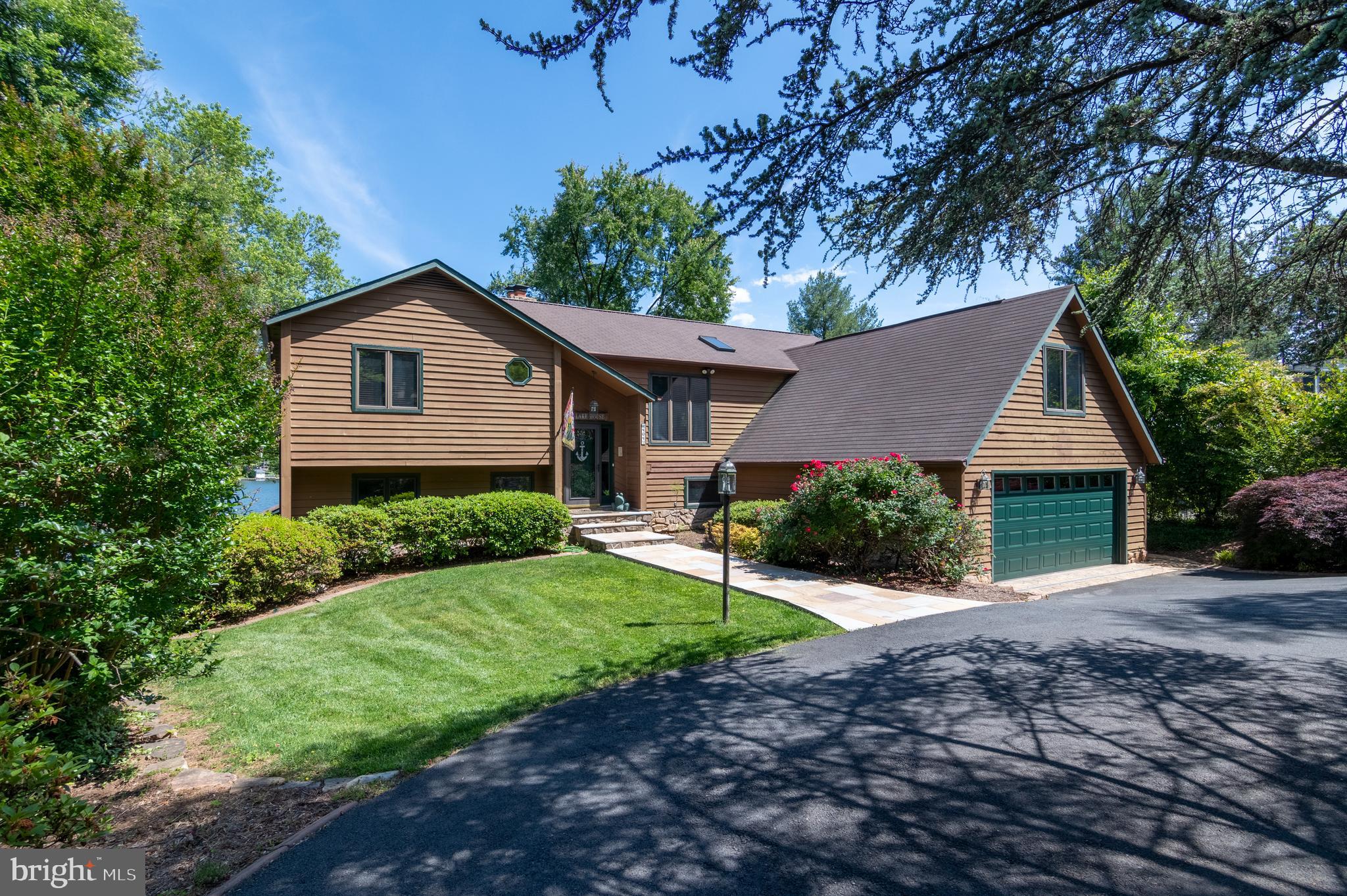 LAKE OF THE WOODS - Residential