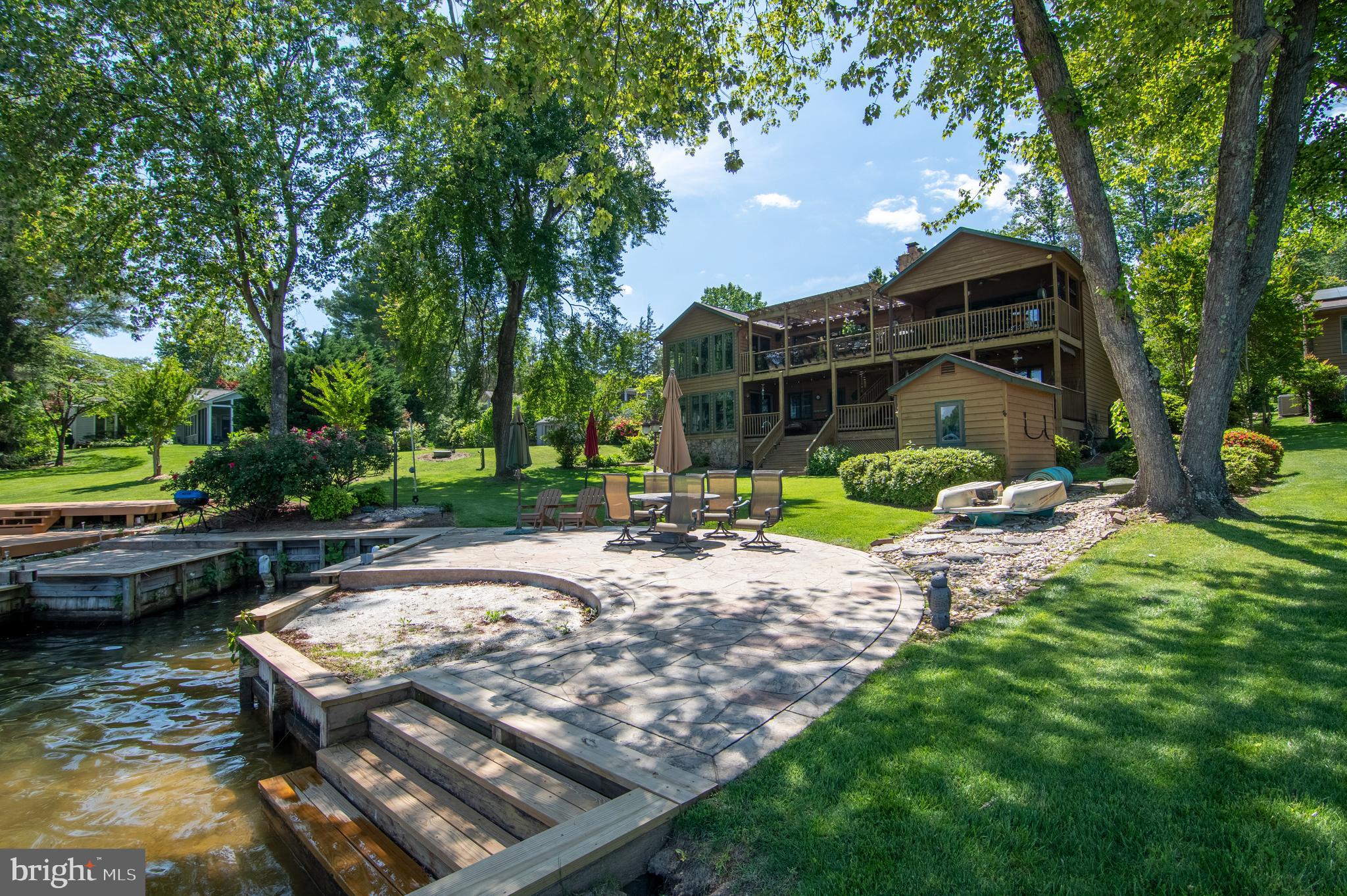 LAKE OF THE WOODS - Residential