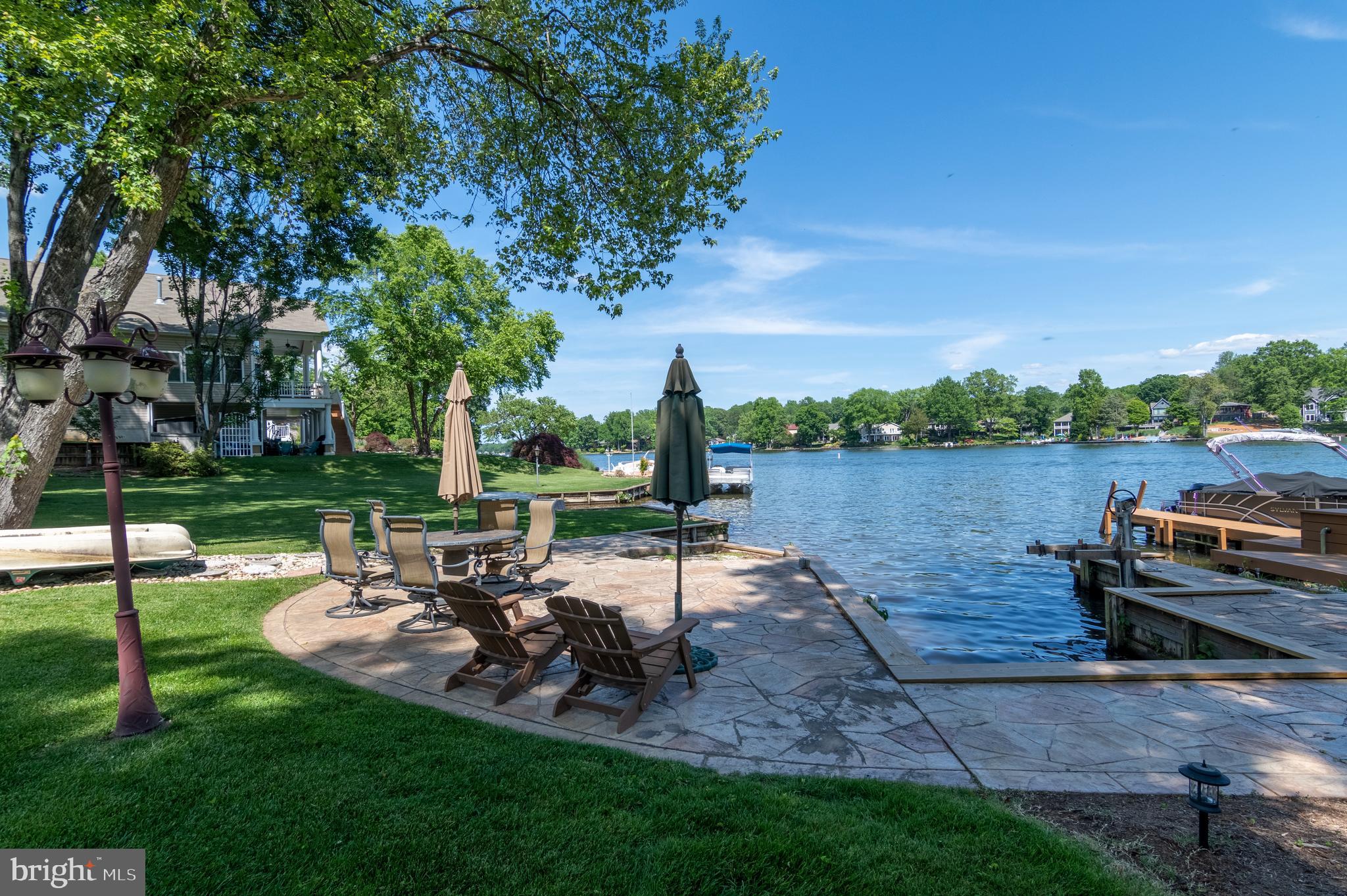 LAKE OF THE WOODS - Residential