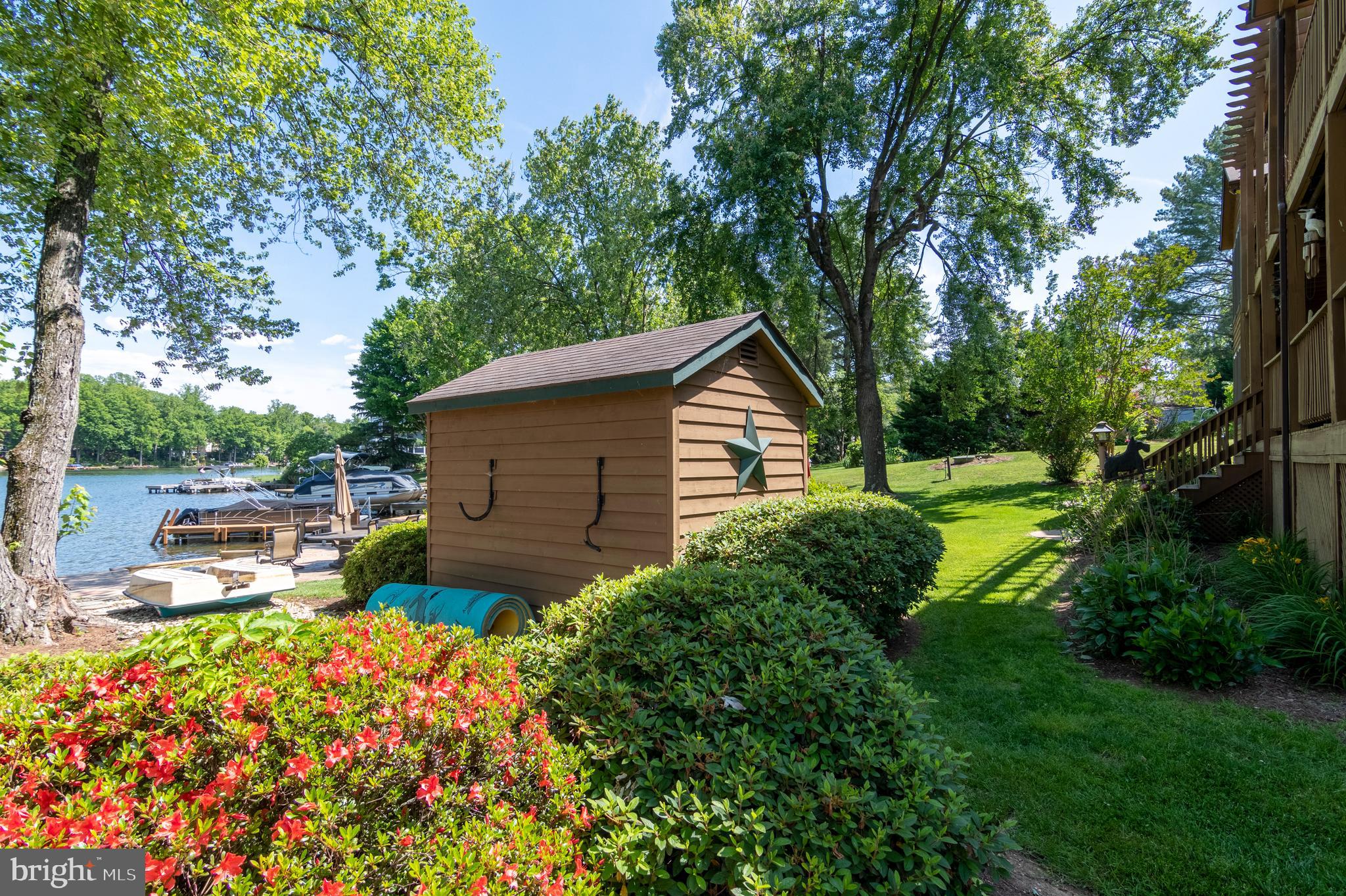 LAKE OF THE WOODS - Residential