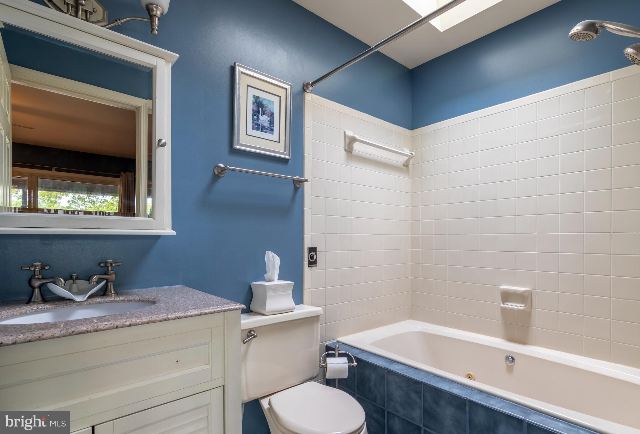 LAKE OF THE WOODS - Residential