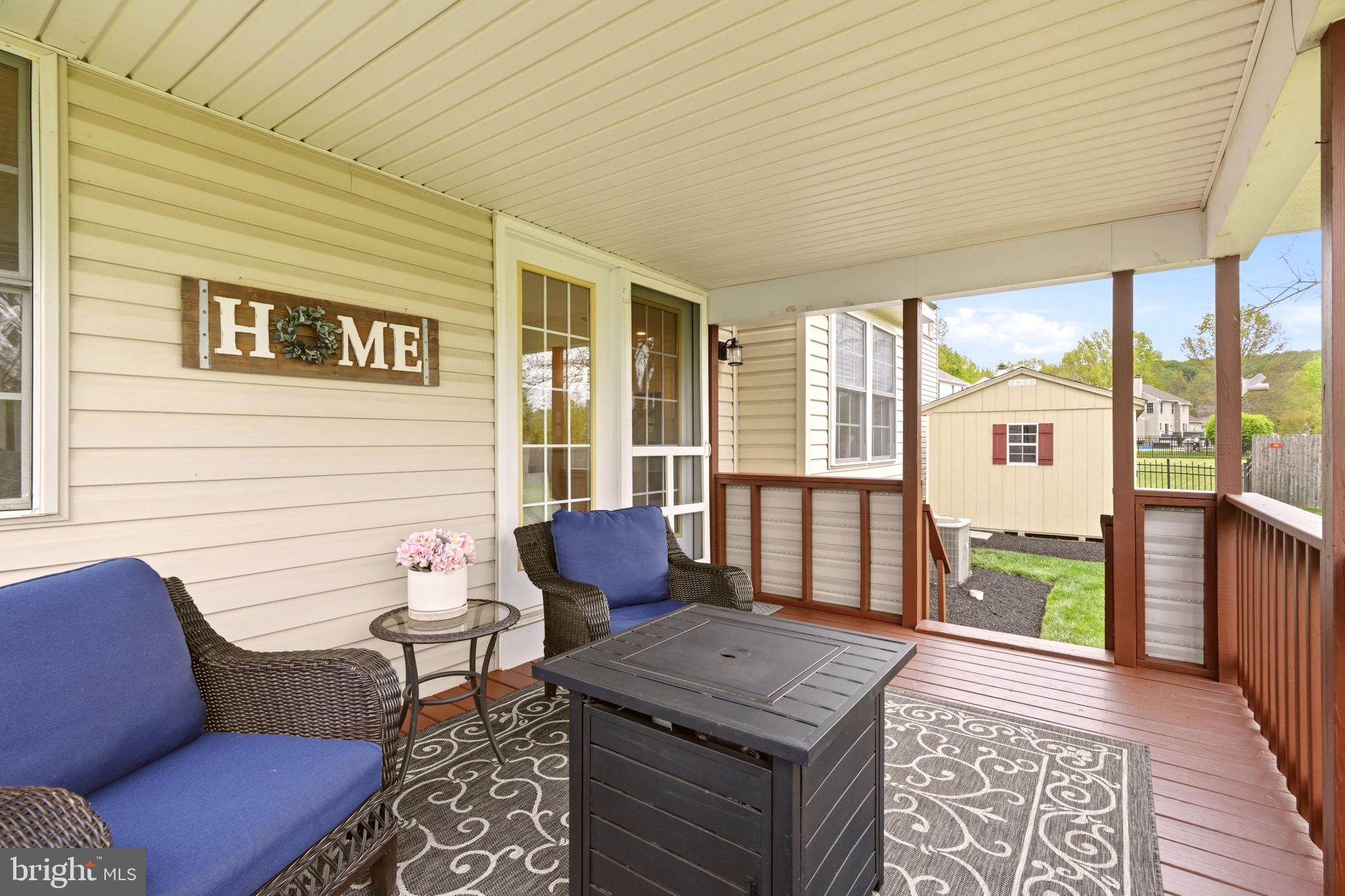 STONEBRIDGE CROSSI - Residential