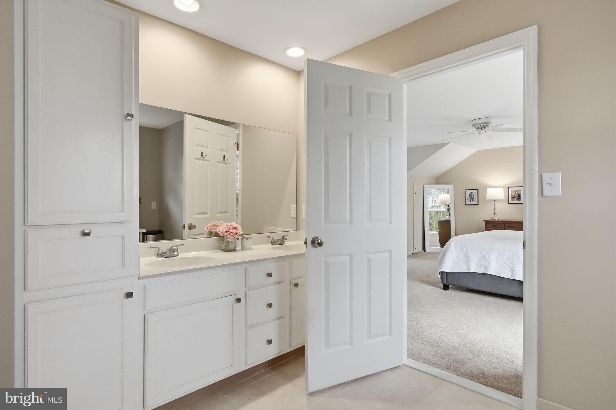 STONEBRIDGE CROSSI - Residential