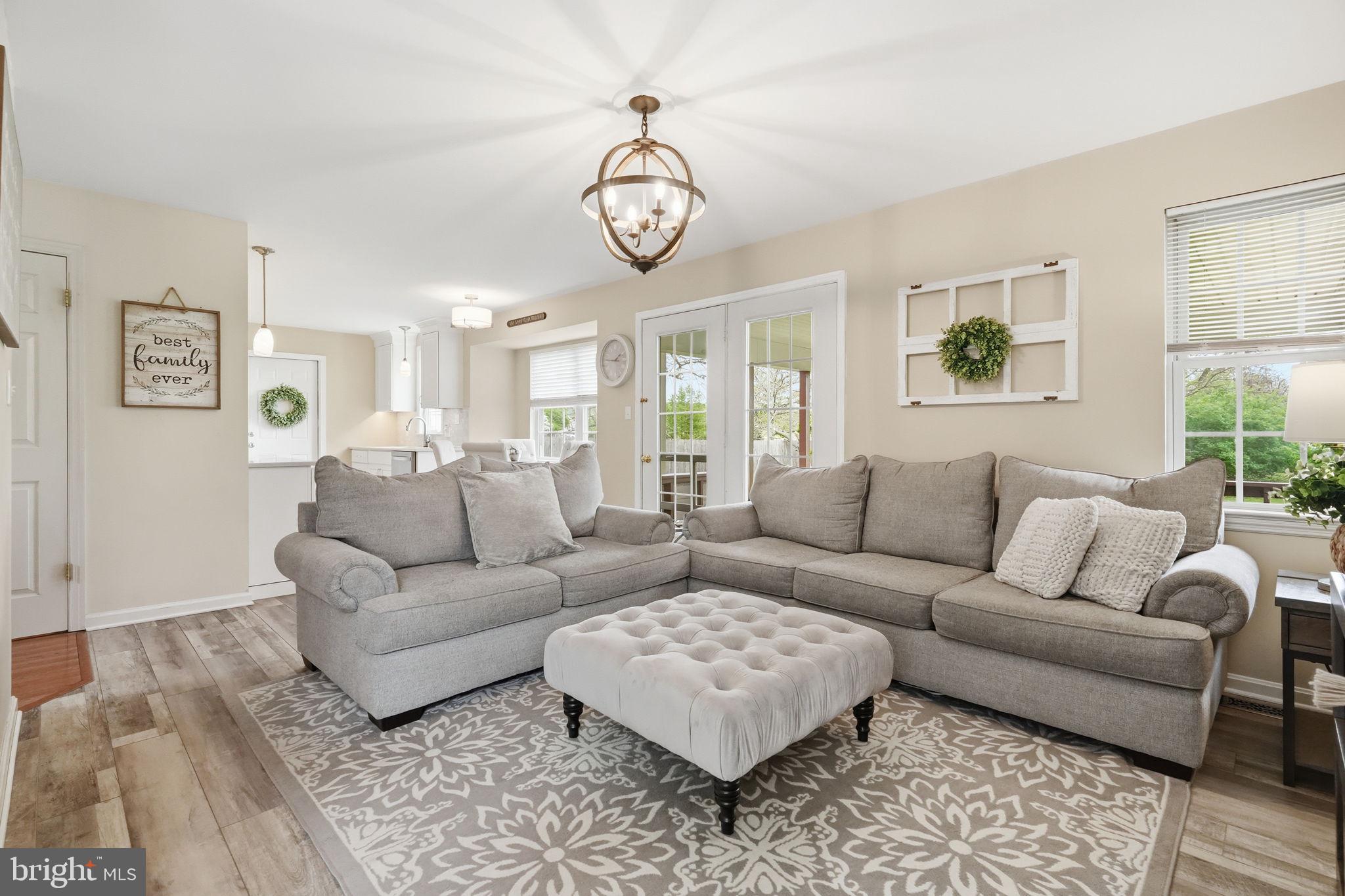 STONEBRIDGE CROSSI - Residential