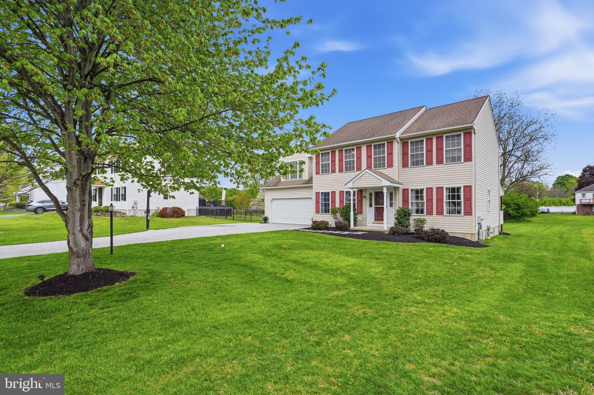 STONEBRIDGE CROSSI - Residential