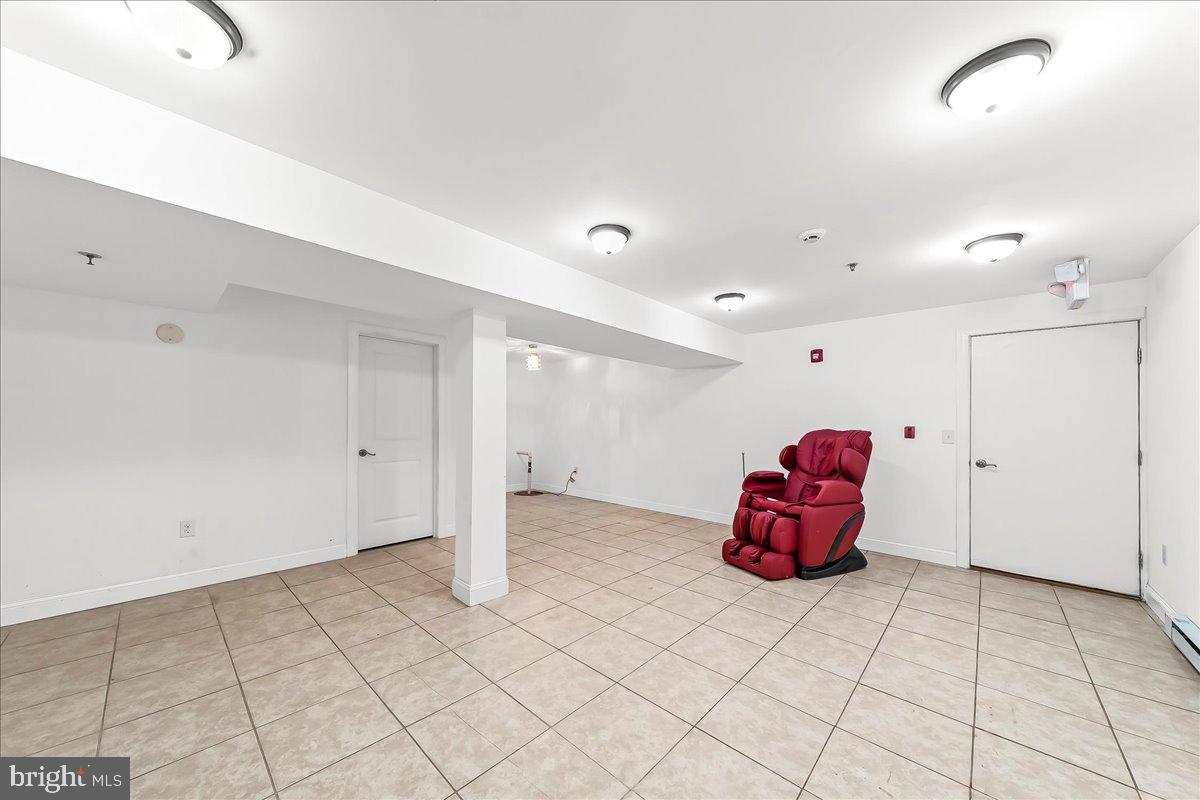 HAVERTOWN - Residential