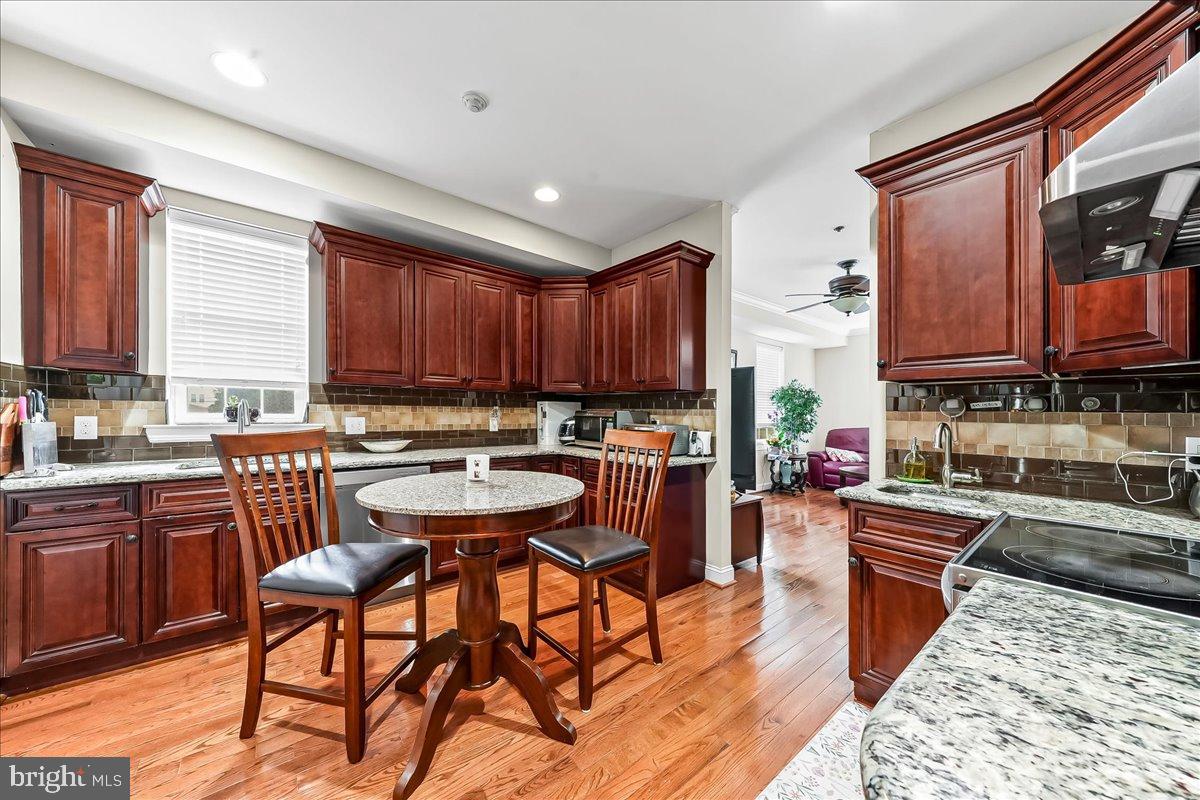 HAVERTOWN - Residential