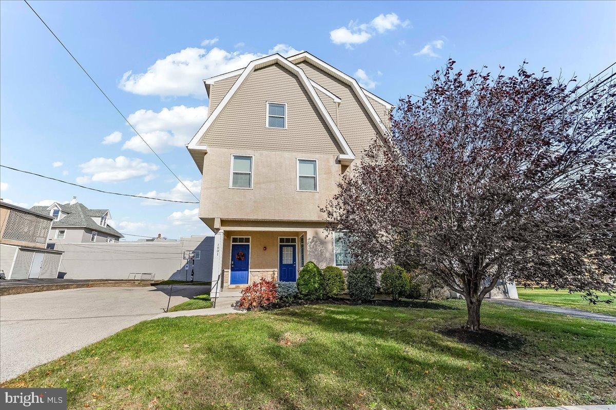 HAVERTOWN - Residential