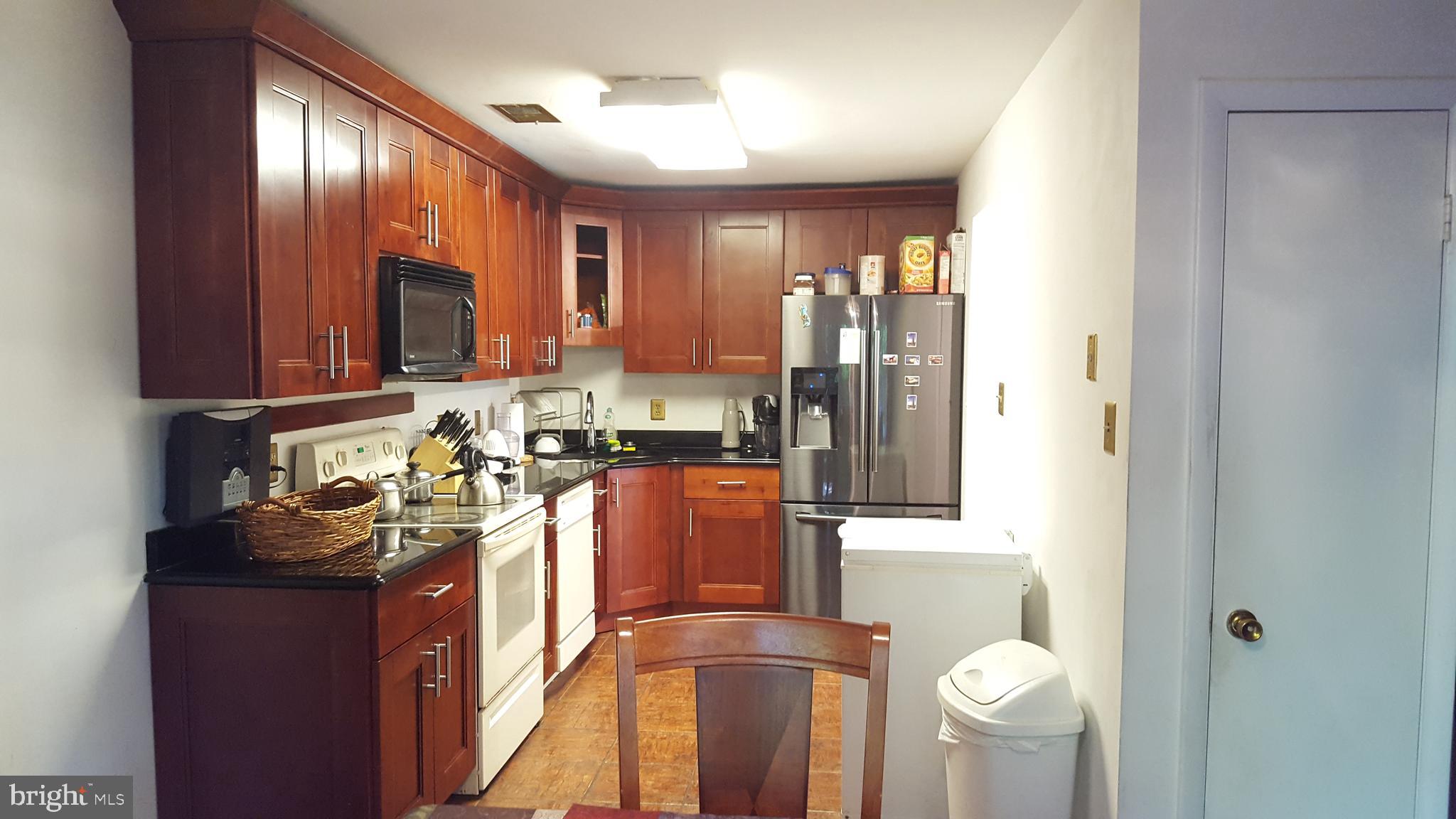 BURKE CENTRE - Residential Lease