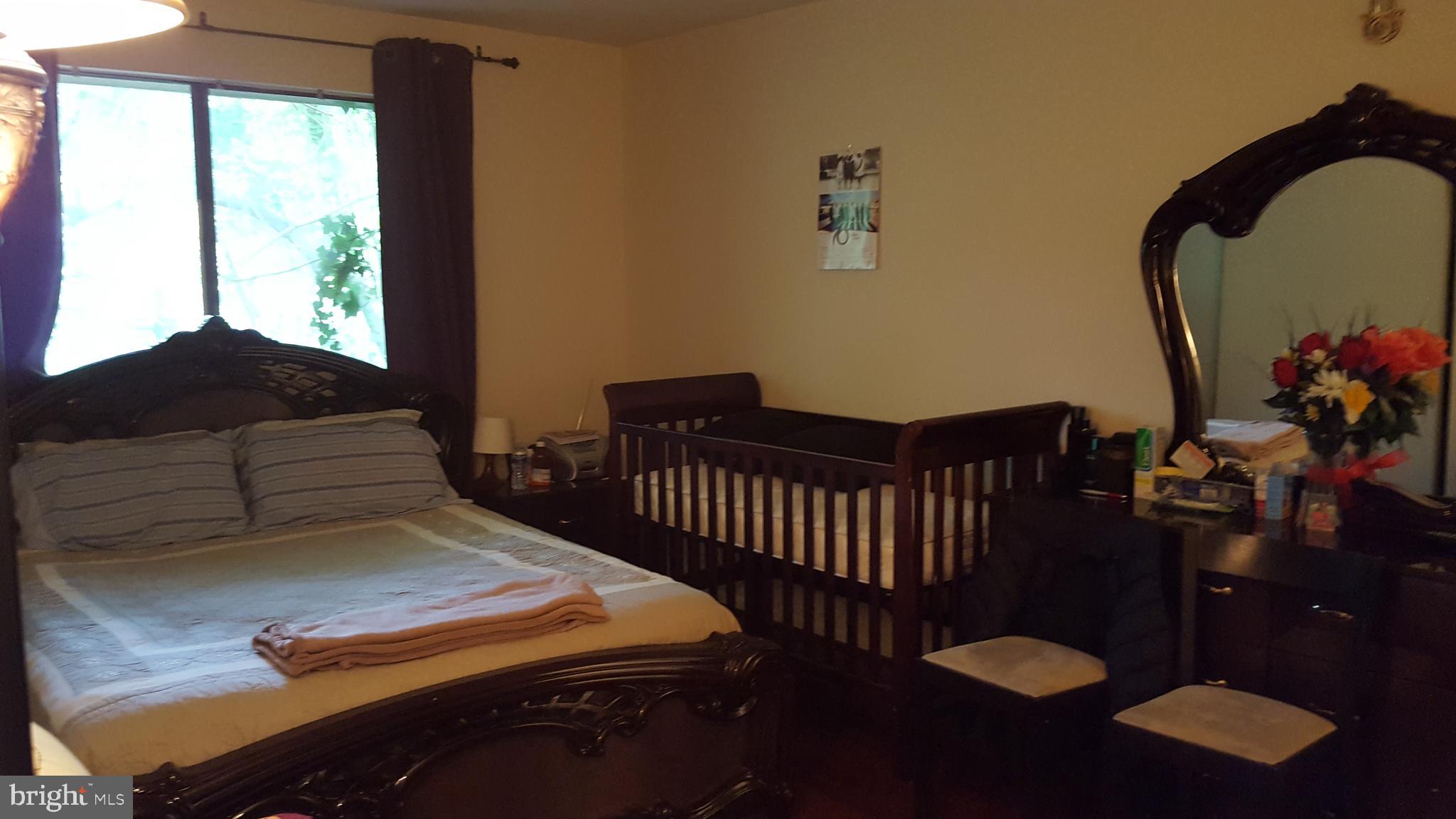 BURKE CENTRE - Residential Lease