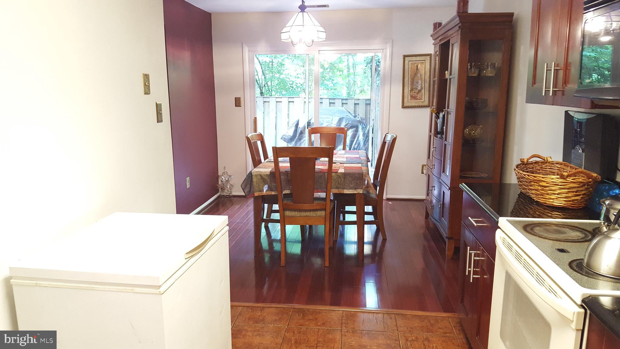 BURKE CENTRE - Residential Lease