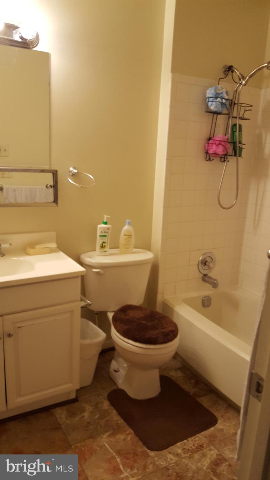 BURKE CENTRE - Residential Lease