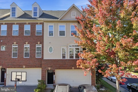 Photo of 12707 Bedford Glen Way, WOODBRIDGE, VA 22192 (MLS # VAPW2132230)