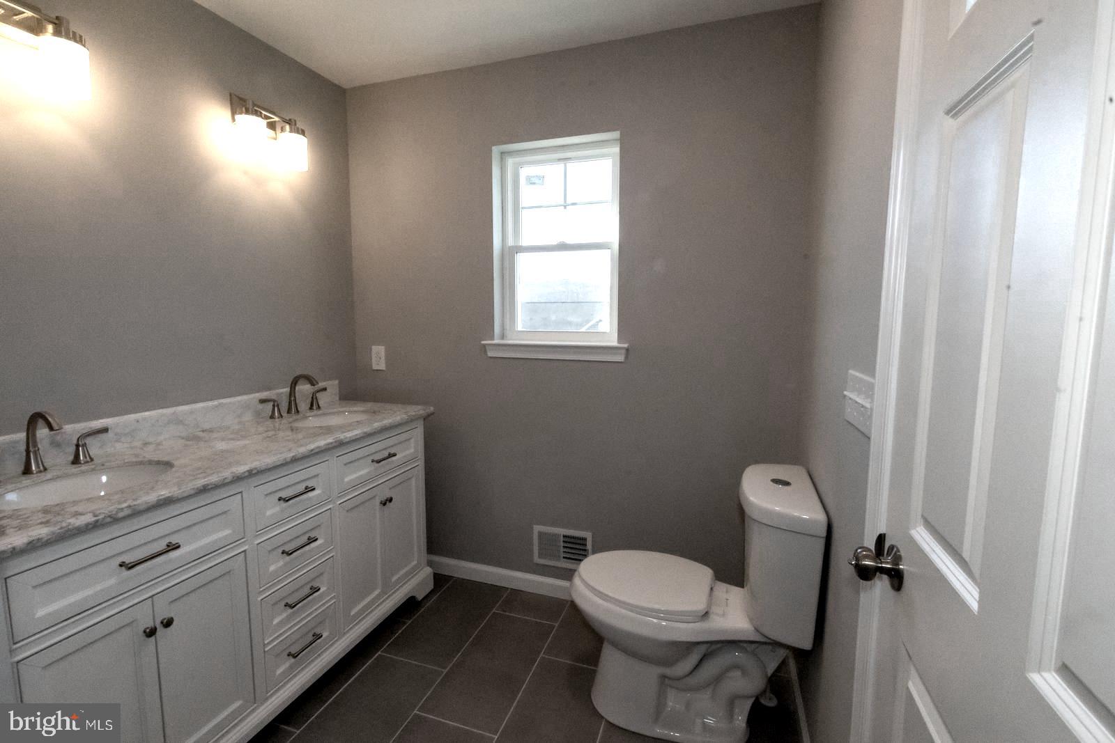 THE PINES - Residential