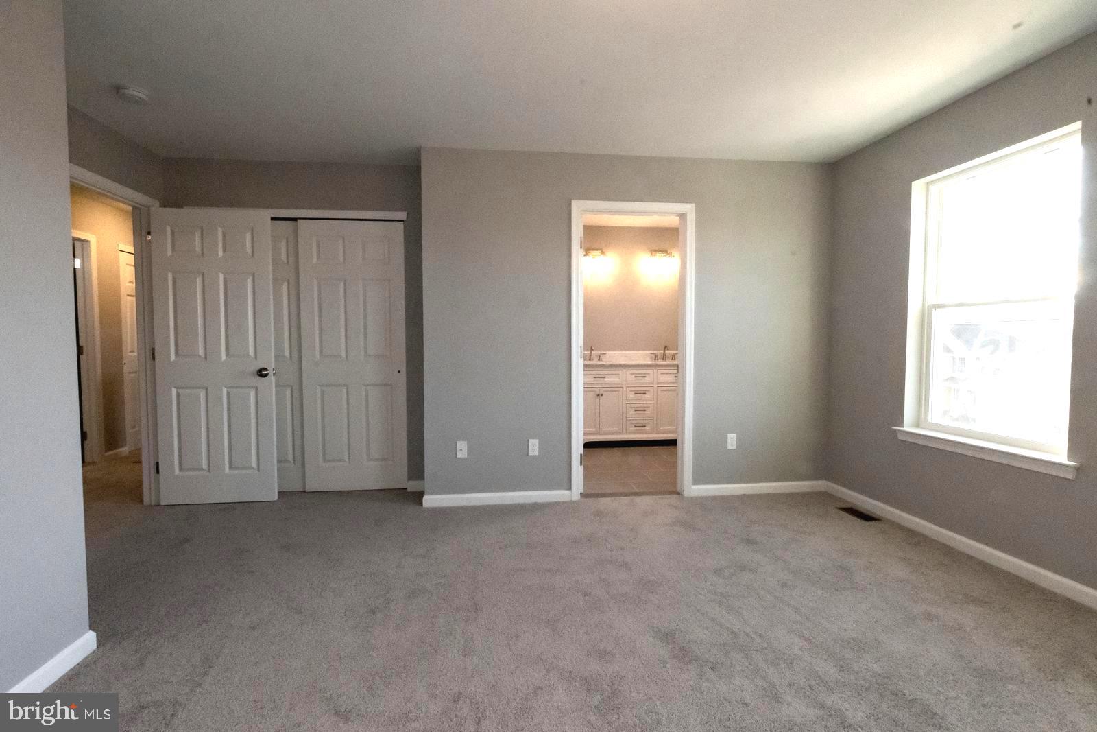 THE PINES - Residential