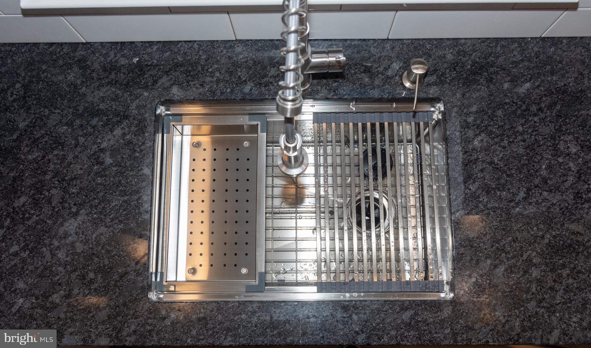 THE PINES - Residential