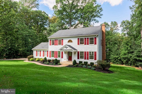 Photo of 13106 Pershing Drive, MANASSAS, VA 20112 (MLS # VAPW2130144)