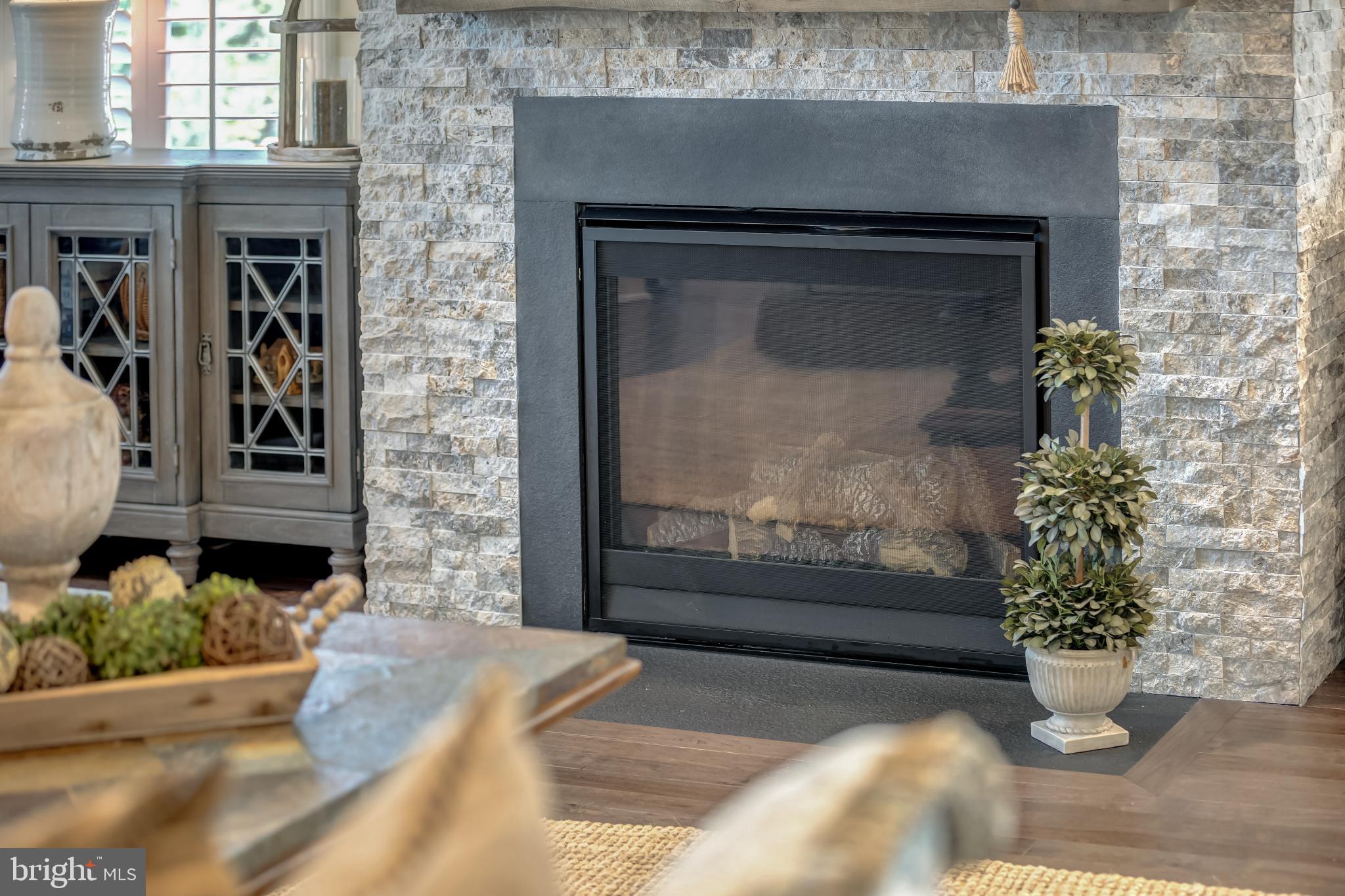 MEADOWBROOK - Residential