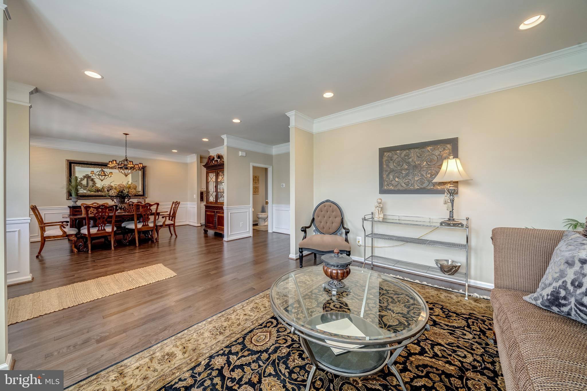 MEADOWBROOK - Residential