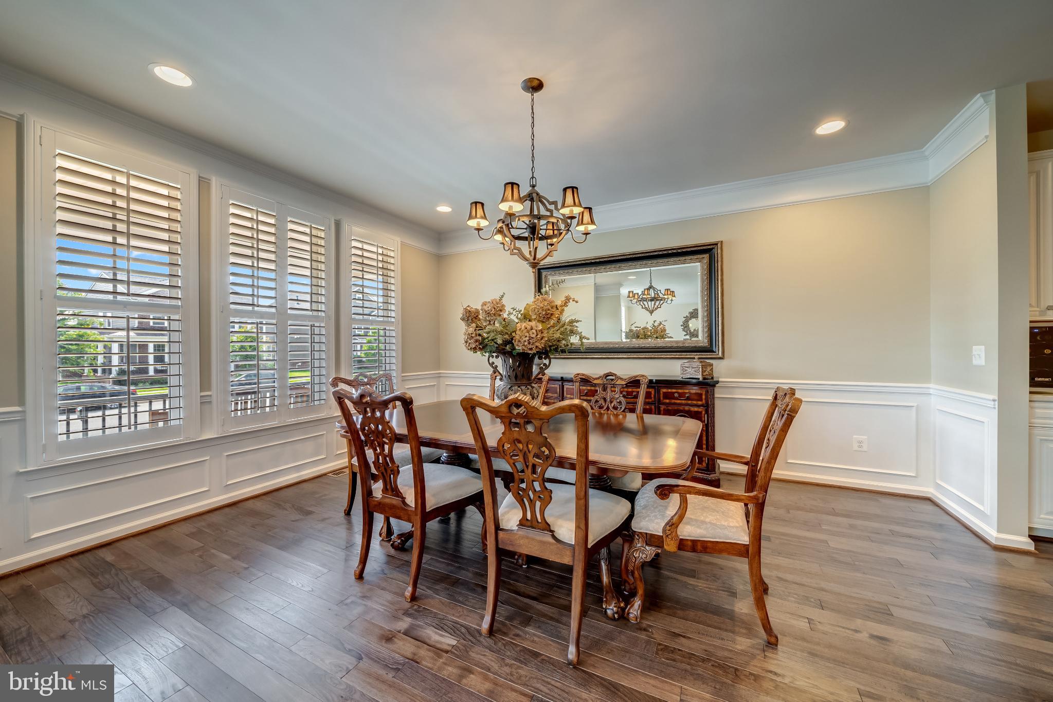 MEADOWBROOK - Residential