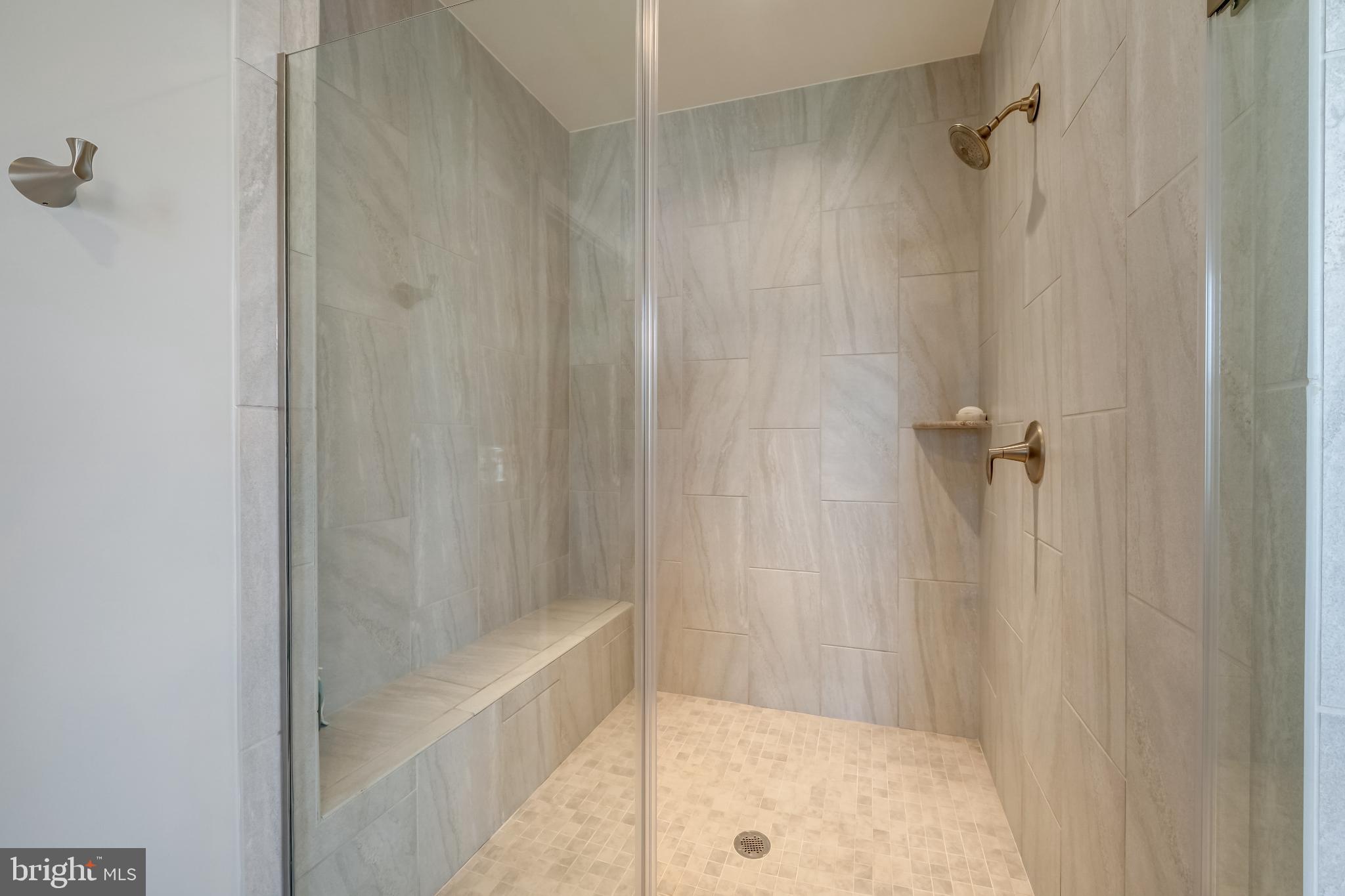 MEADOWBROOK - Residential