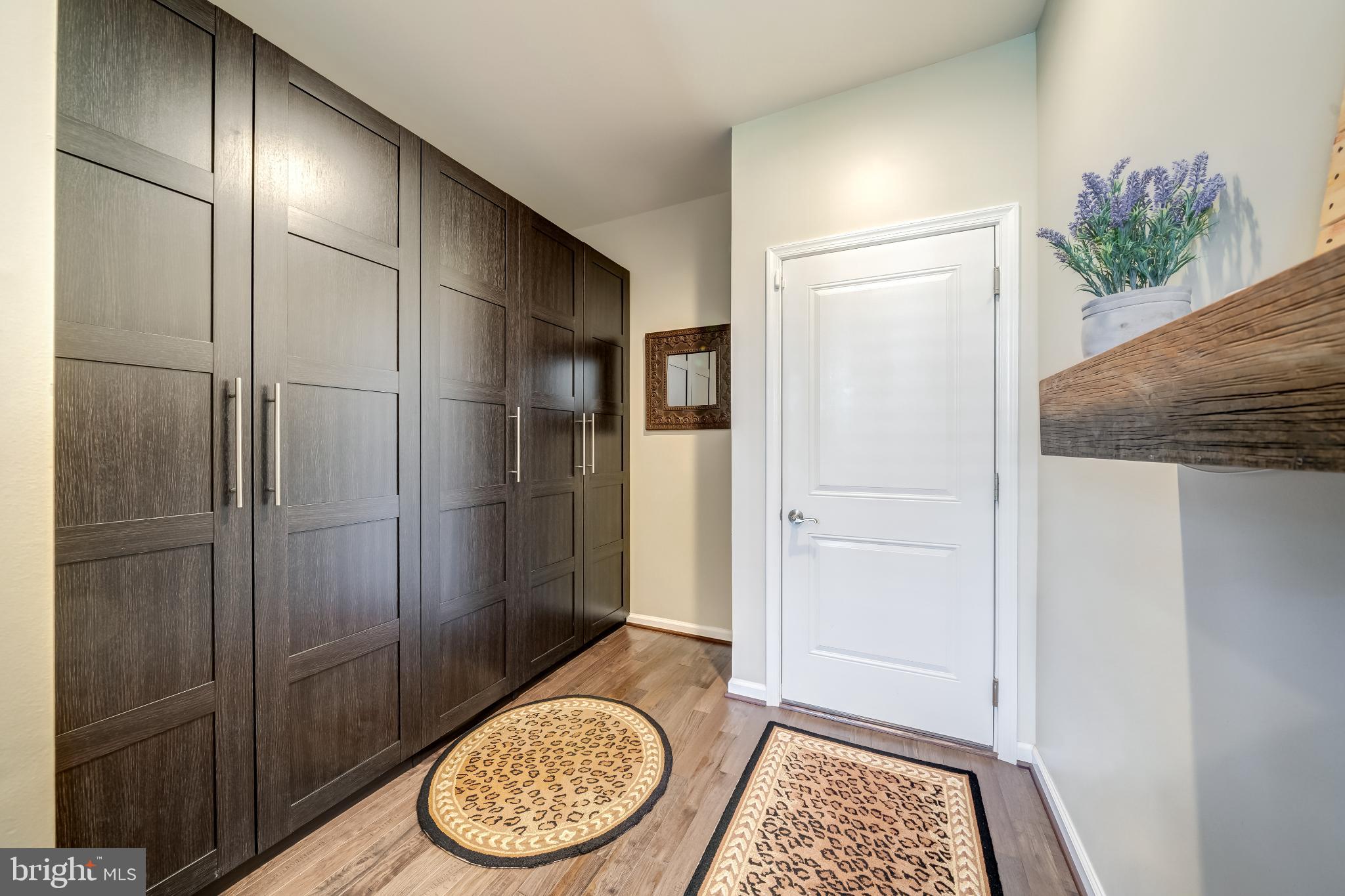 MEADOWBROOK - Residential