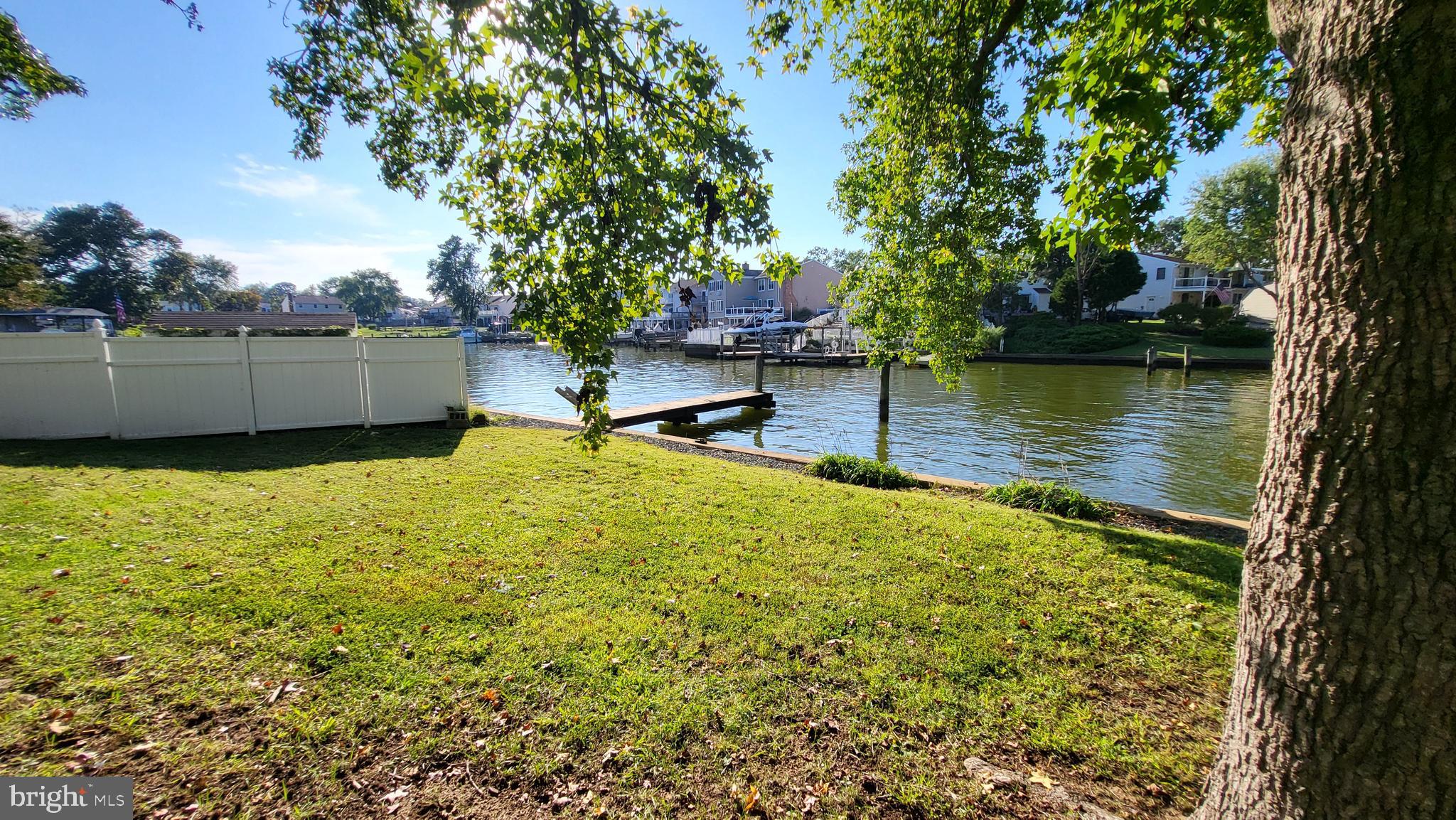 RUMSEY ISLAND - Residential