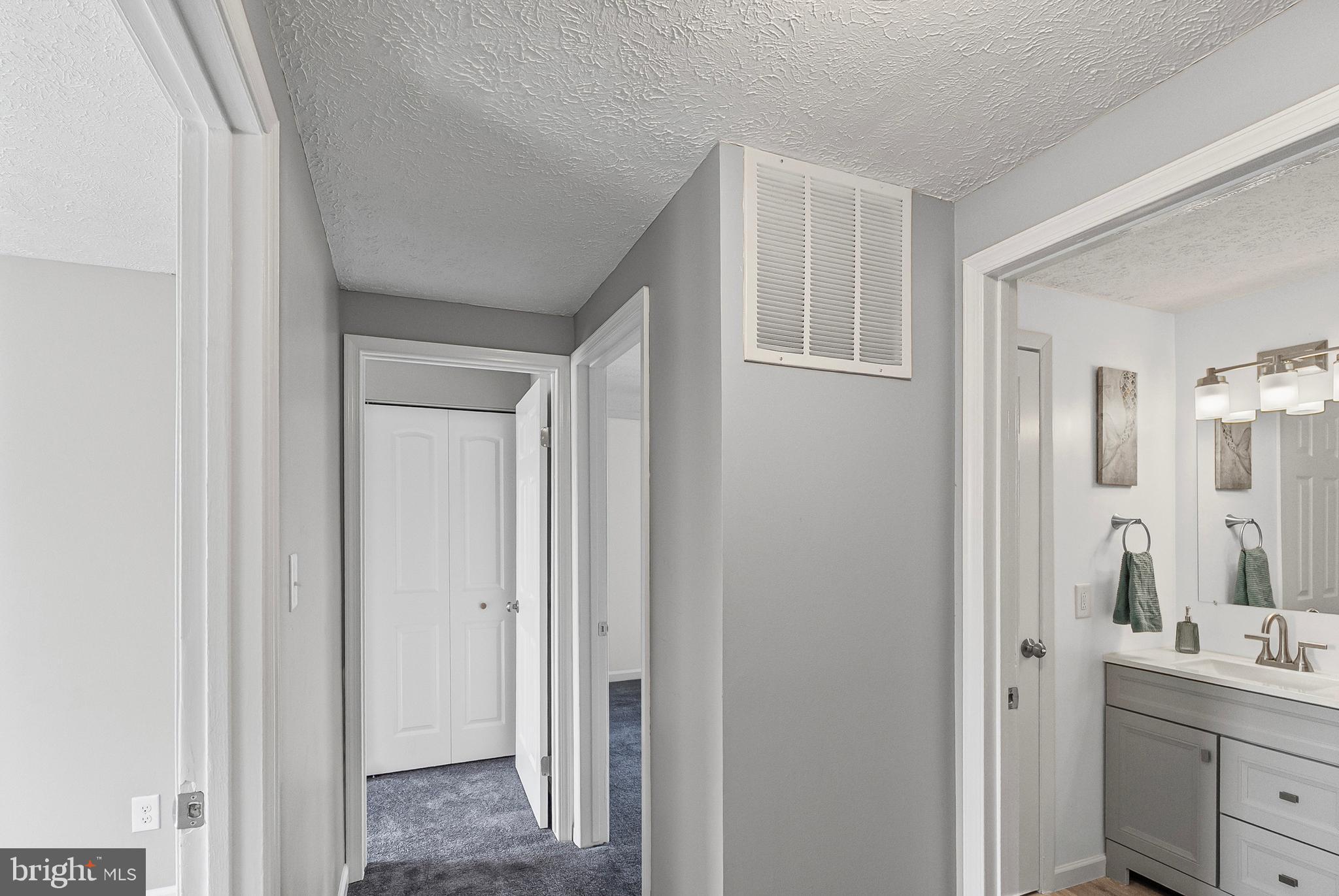 RUMSEY ISLAND - Residential