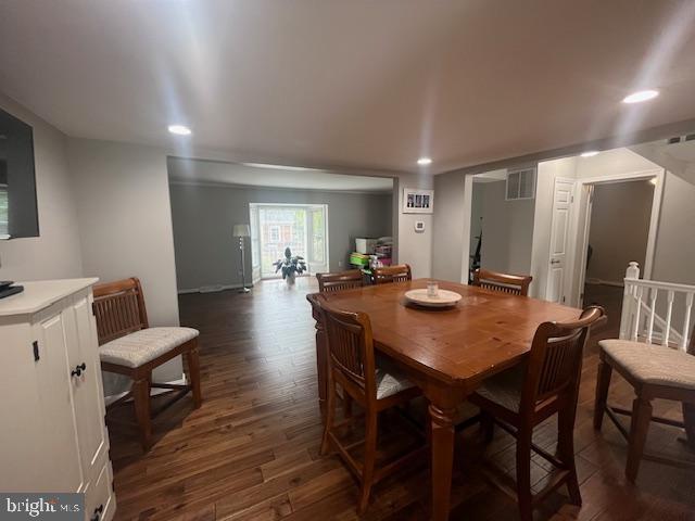 BAY HILLS TANGLEWOOD II - Residential