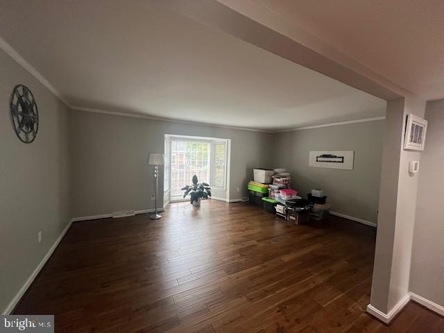 BAY HILLS TANGLEWOOD II - Residential