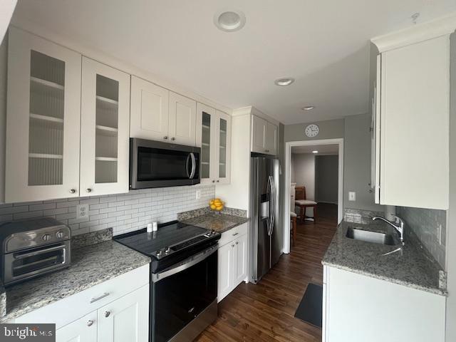 BAY HILLS TANGLEWOOD II - Residential