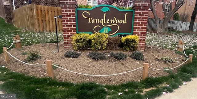 BAY HILLS TANGLEWOOD II - Residential