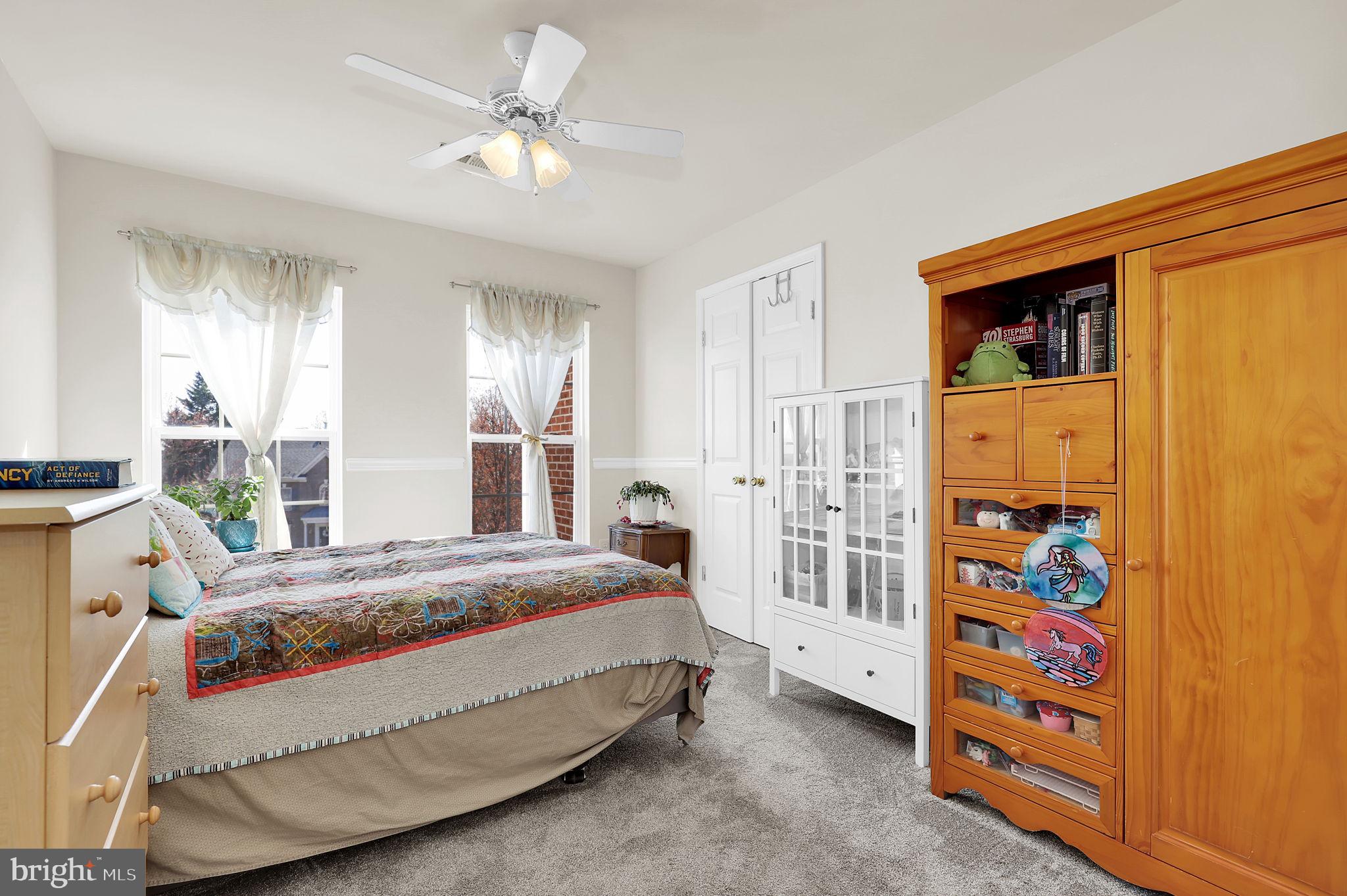 NEELSVILLE ESTATES - Residential