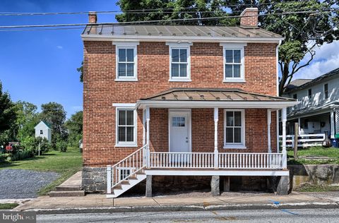 Photo of 234 N Stratton Street, GETTYSBURG, PA 17325 (MLS # PAAD2024054)