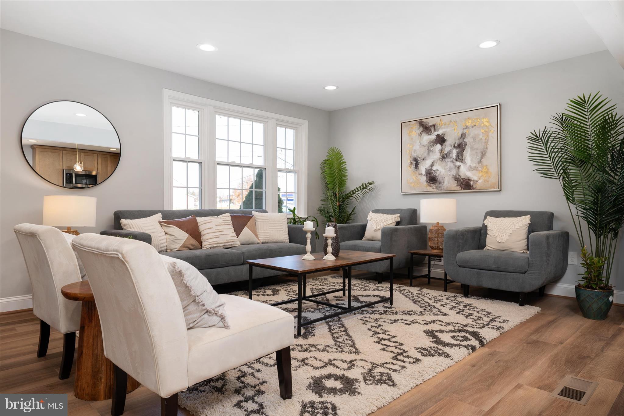 TIMONIUM HEIGHTS - Residential