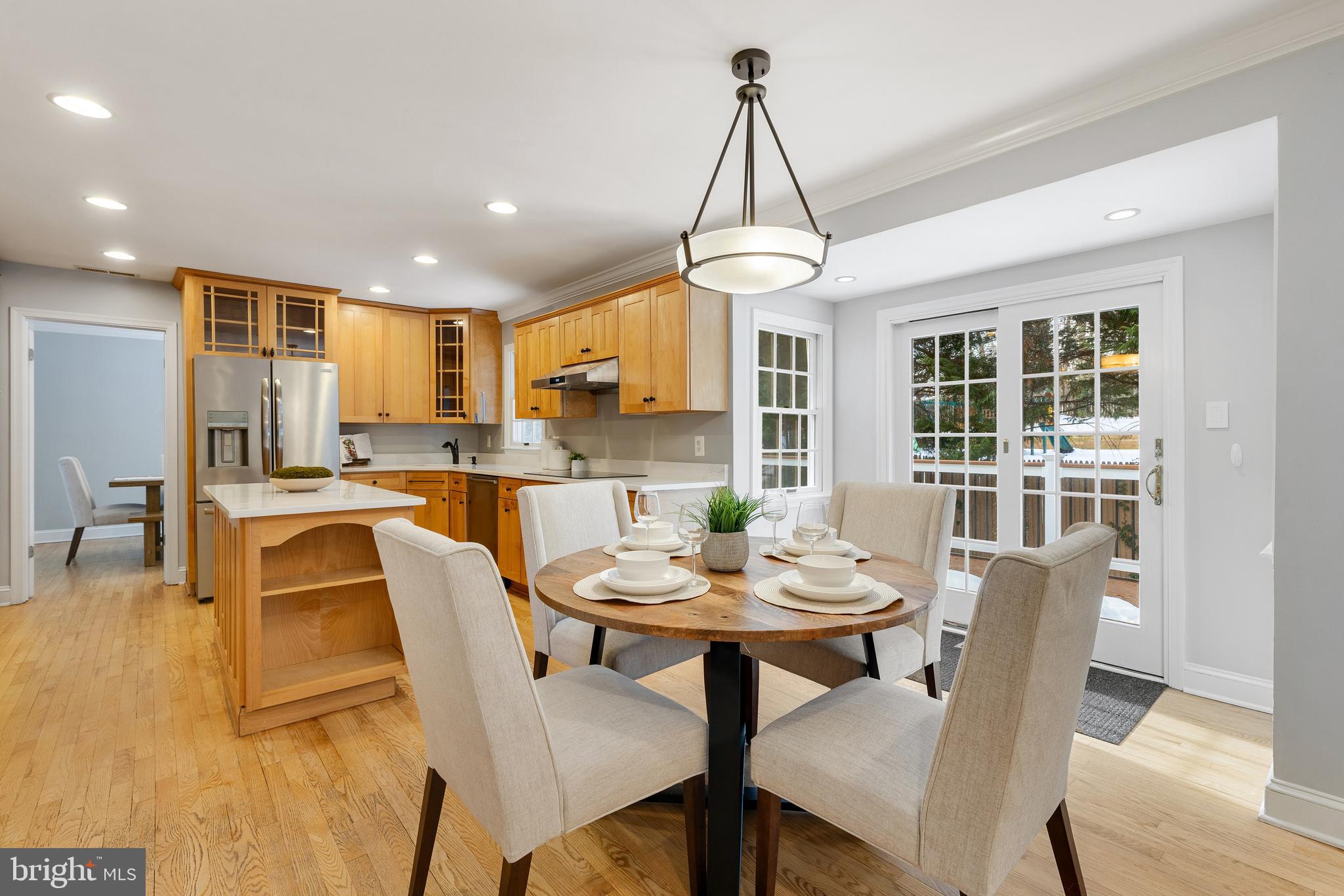 ST JOHNS WOODS - Residential