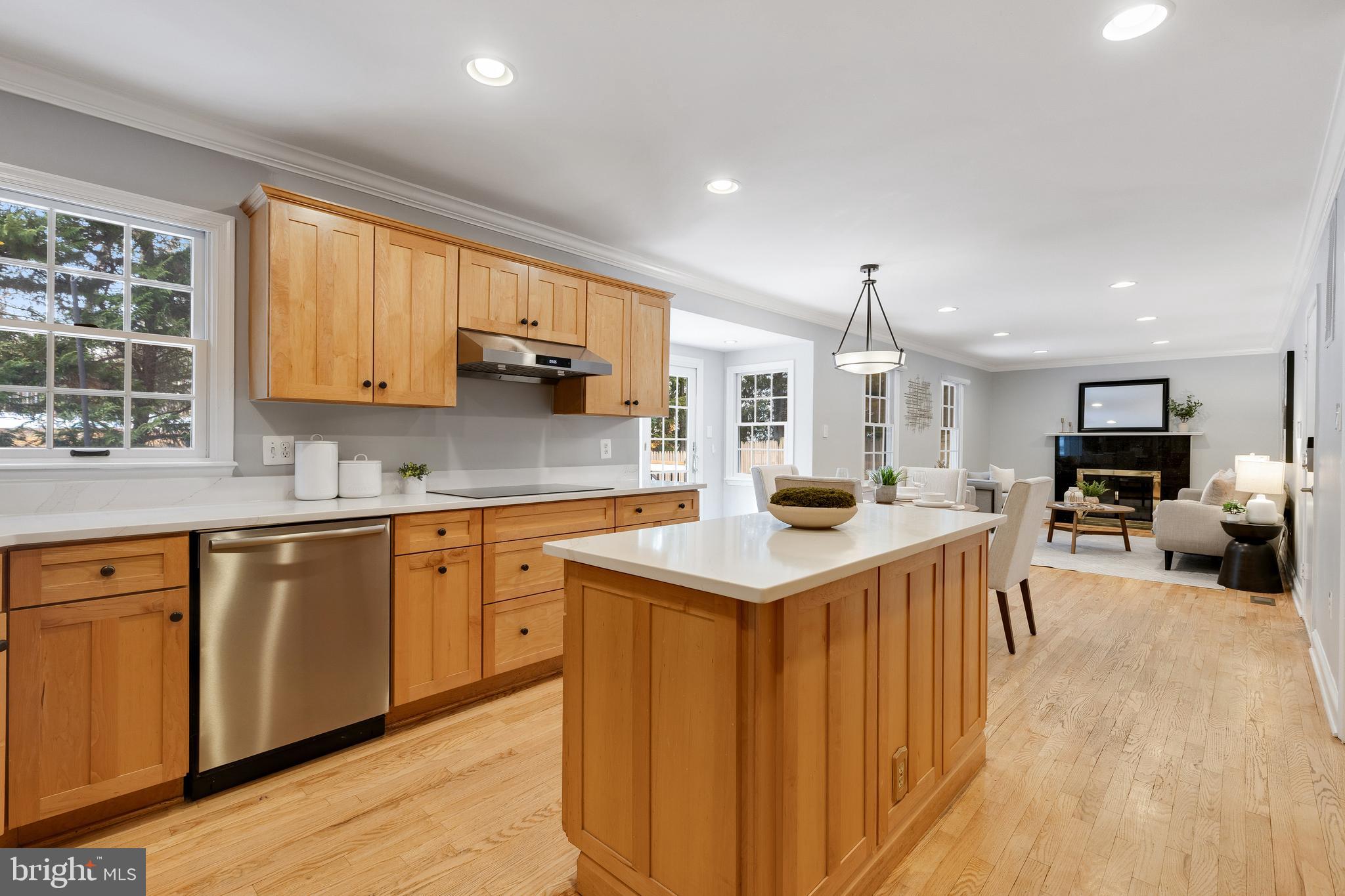 ST JOHNS WOODS - Residential