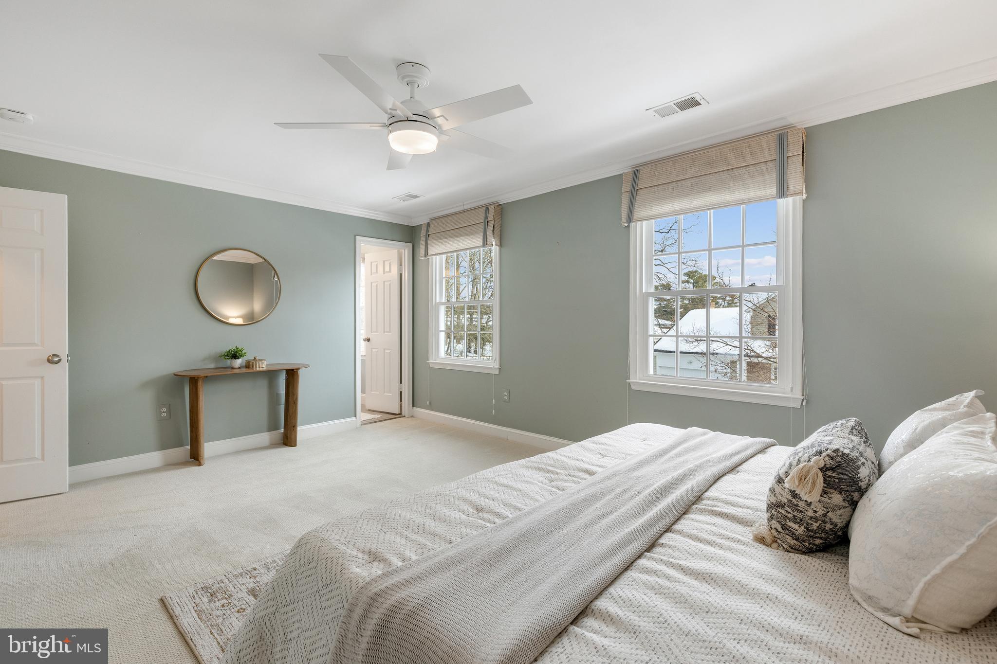 ST JOHNS WOODS - Residential