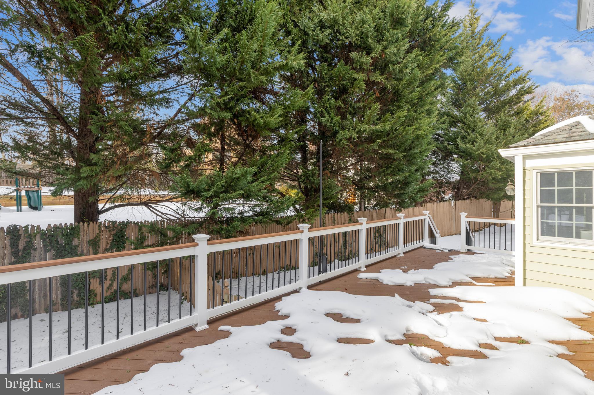 ST JOHNS WOODS - Residential