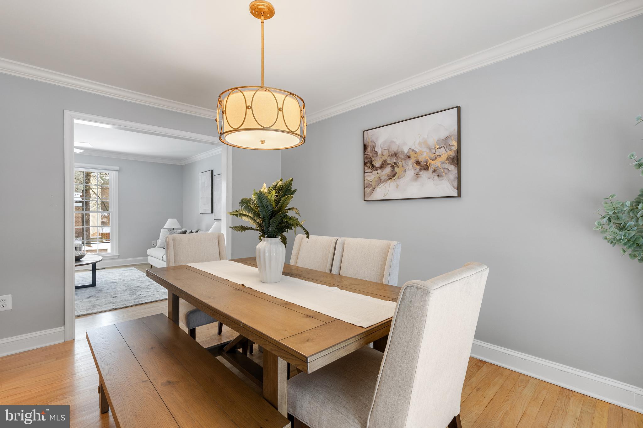 ST JOHNS WOODS - Residential