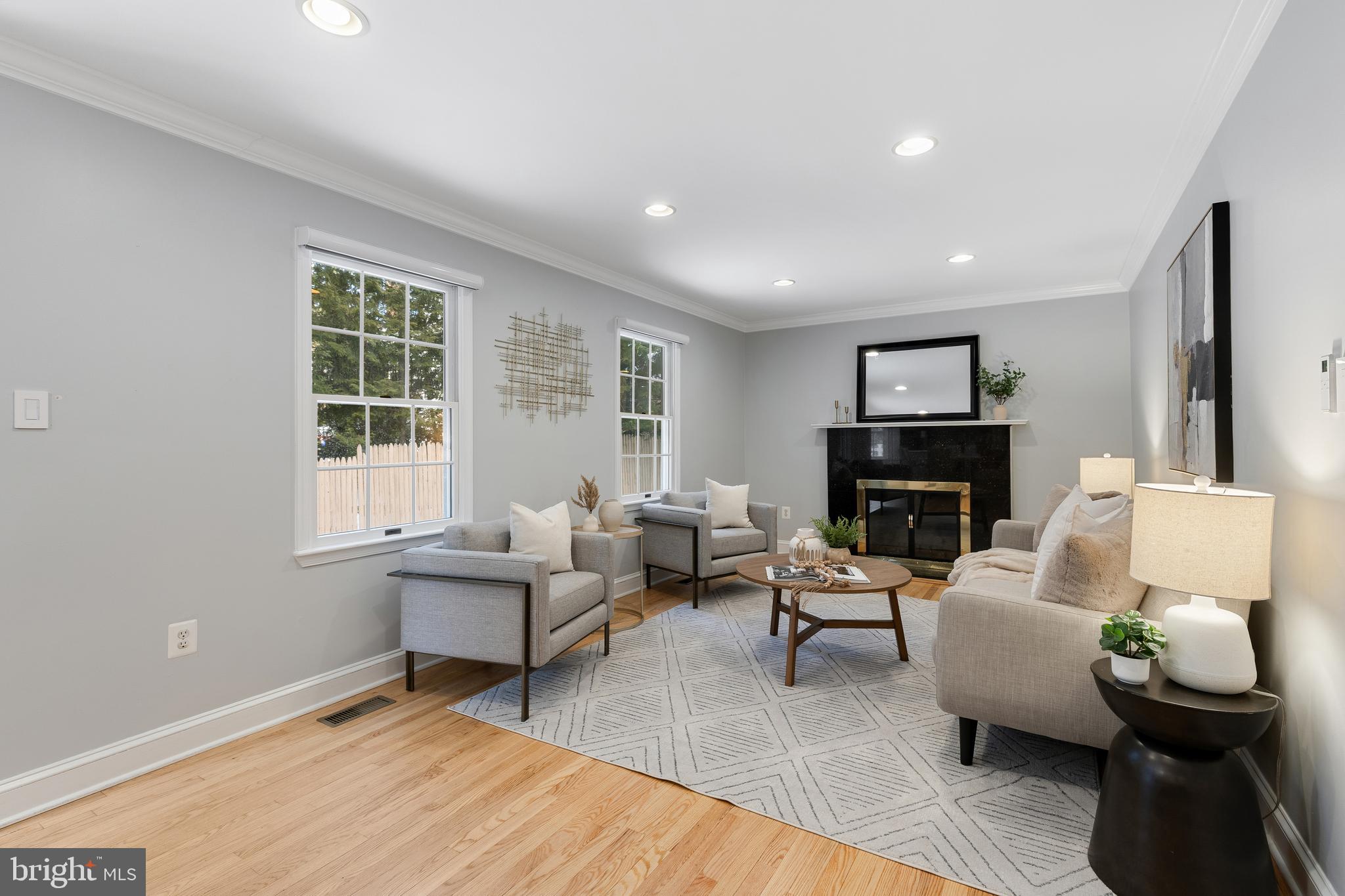 ST JOHNS WOODS - Residential