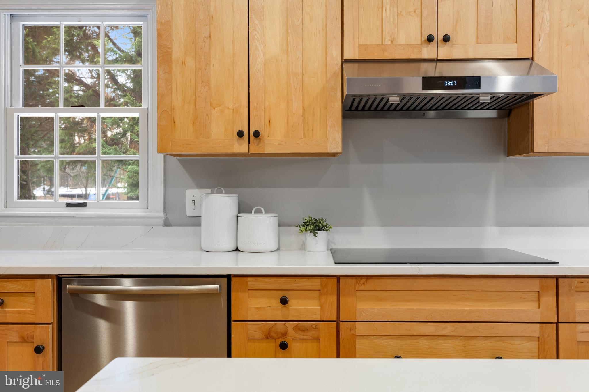 ST JOHNS WOODS - Residential