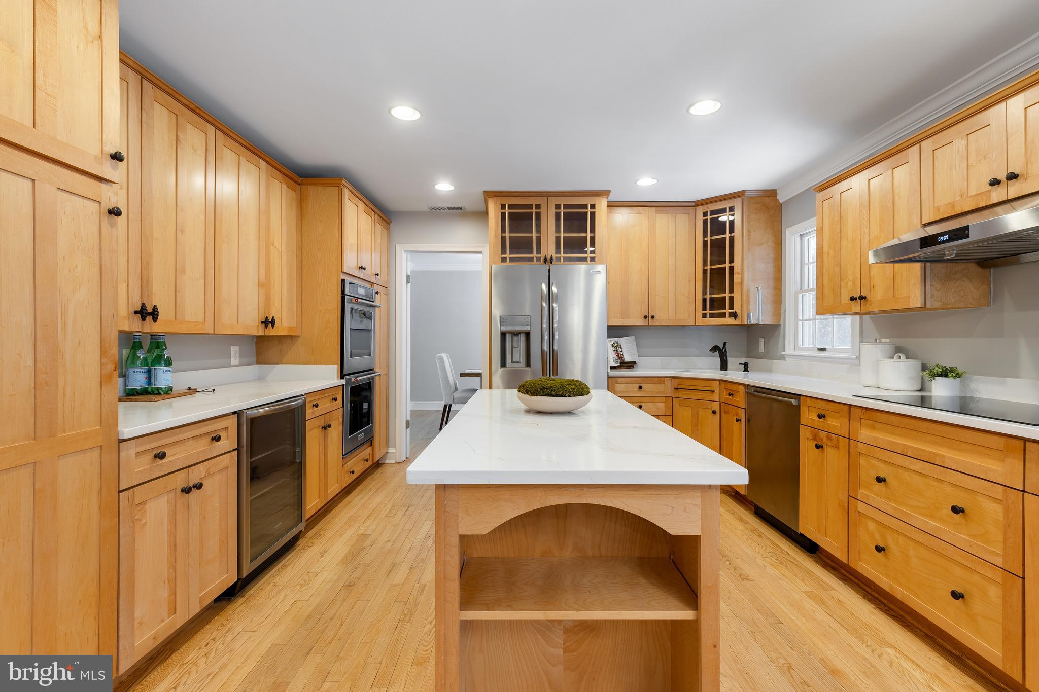 ST JOHNS WOODS - Residential