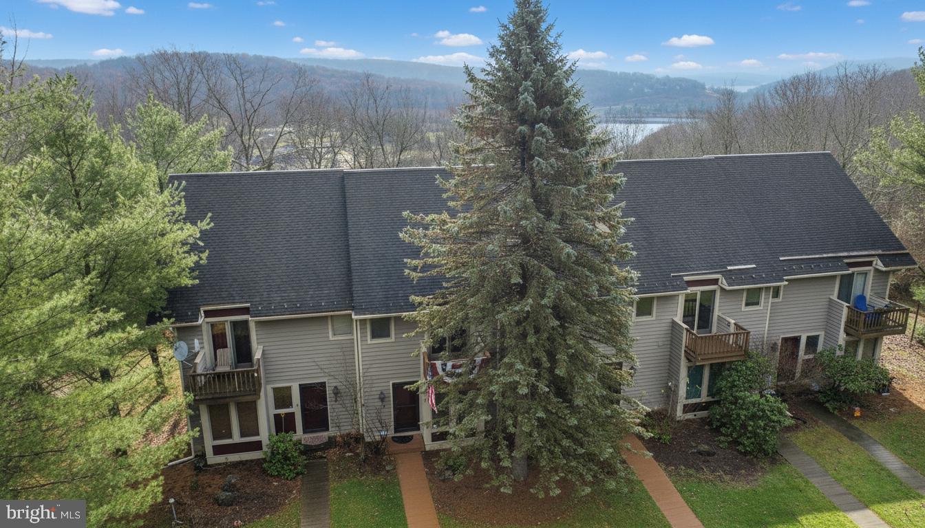 VILLAGES OF WISP - Residential