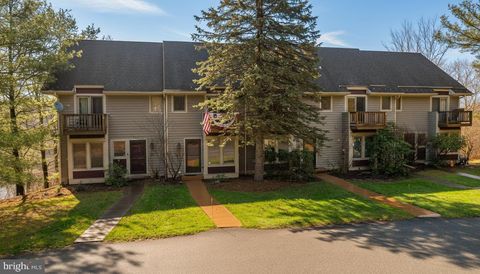 Townhouse For Sale - 48 Bright Passage #5B<br/> MC HENRY, MD 21541