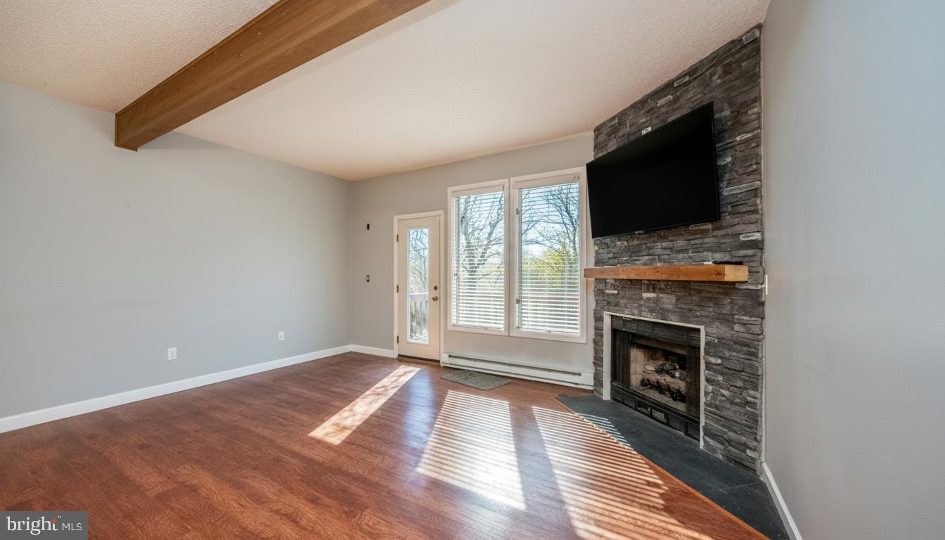 VILLAGES OF WISP - Residential