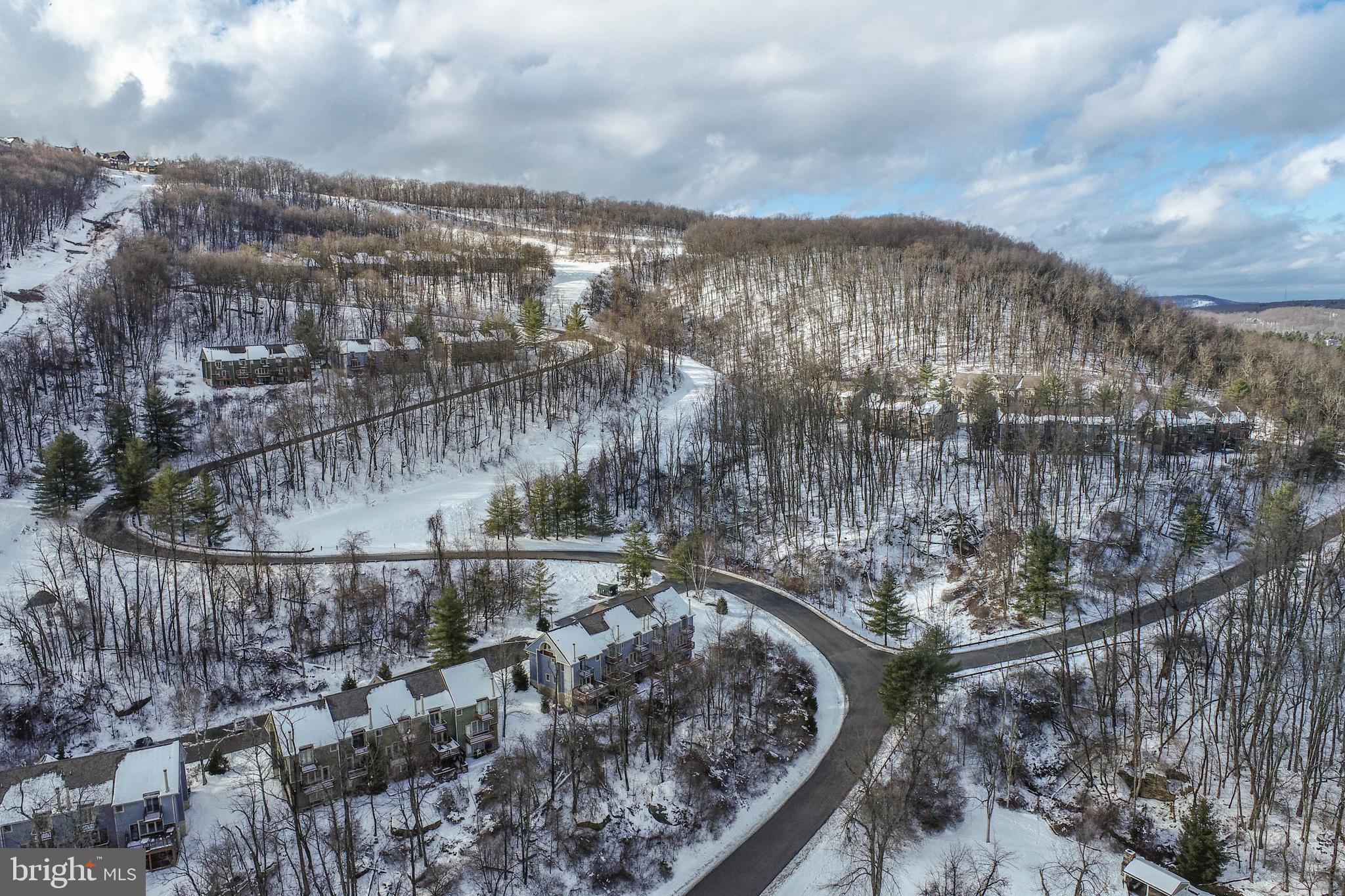 VILLAGES OF WISP - Residential